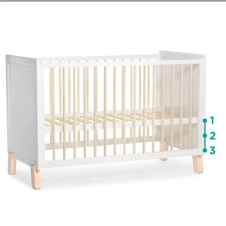 Slumber Star 2-in-1 crib - Exhibitor clearance sale